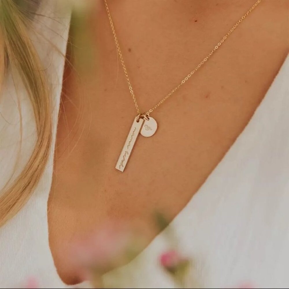 “Motherly Love” Mama Bird Layer Charm Necklace - Picture 2 of 12